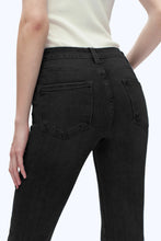 Load image into Gallery viewer, Mid Rise Straight Jean
